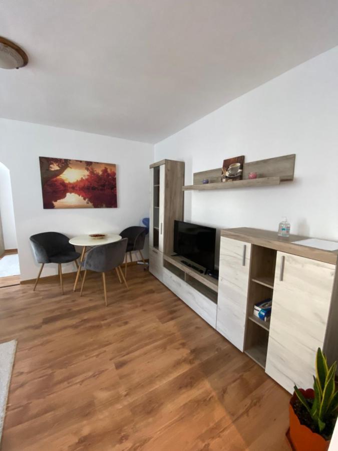 Focus Apartment Меркуря-Чук Экстерьер фото